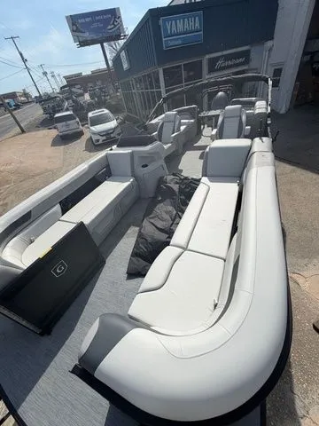 Slide: The Image of Godfrey Sweetwater 2286 SBC - 150 Yamaha 2026 - 11