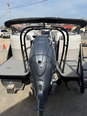 Slide: The Image of Godfrey Sweetwater 2286 SBC - 150 Yamaha 2026 - 3