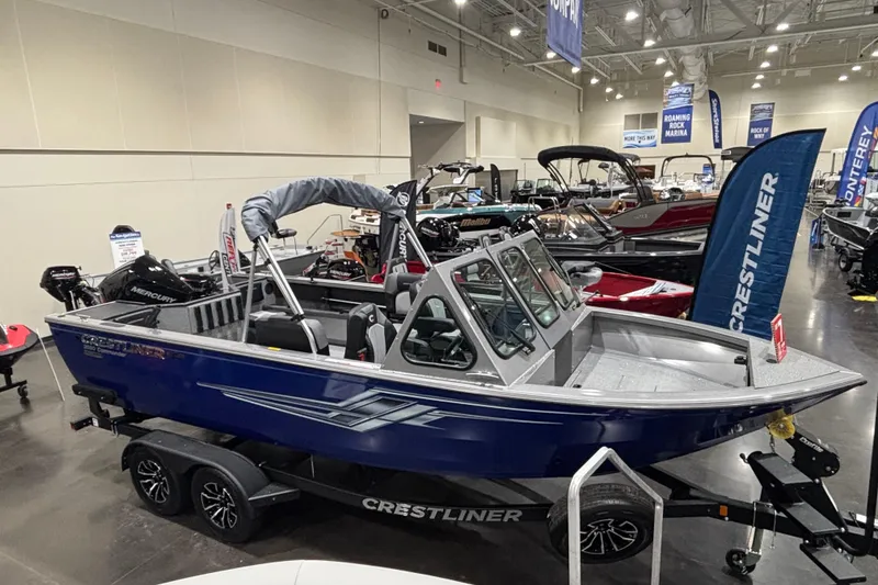 The Image of Crestliner 2050 Commander 2026 - undefined