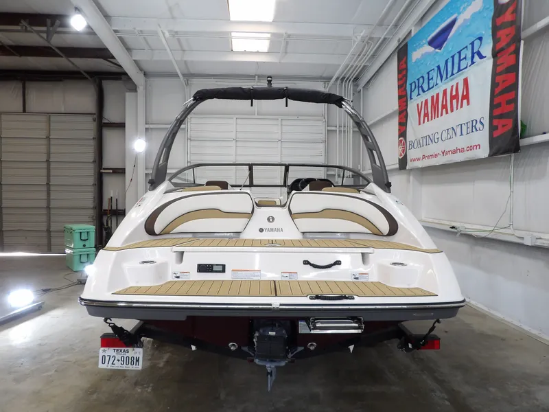 Slide: The Image of Yamaha 195S 2021 - 10