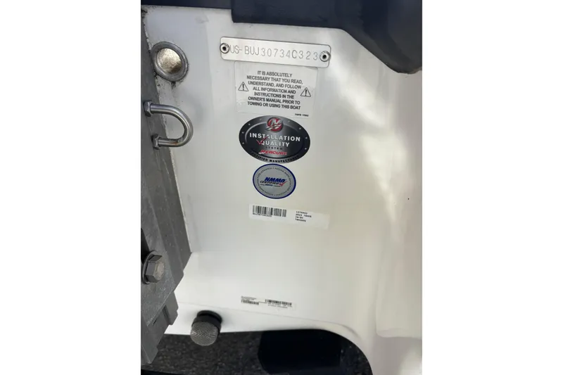 Slide: The Image of 2023 Tahoe 200 S boat identification and installation quality labels. - 5