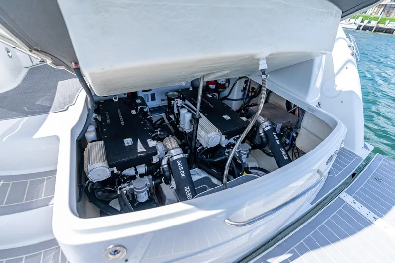 Slide: The Image of Engine compartment of 2022 Formula 40 Performance Cruiser, showcasing dual engines and components. - 41