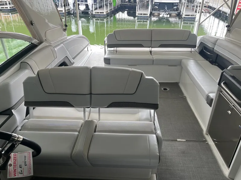 Slide: The Image of Formula 330 Crossover Bowrider 2019 - 12