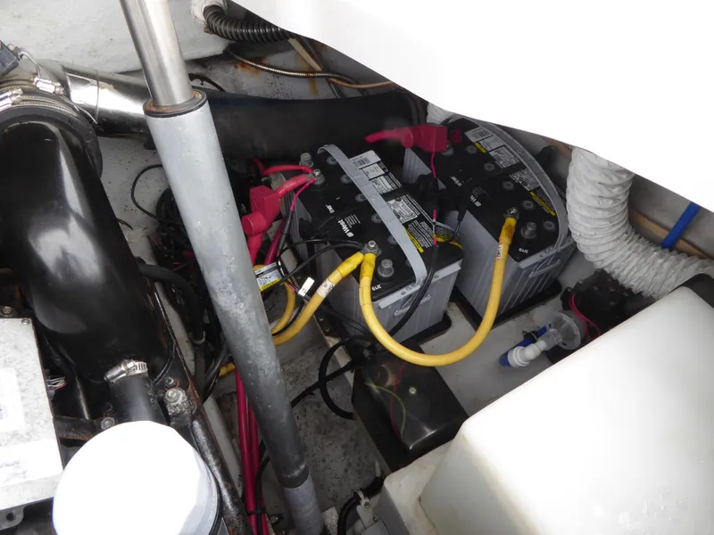 Slide: The Image of Battery Set - 18