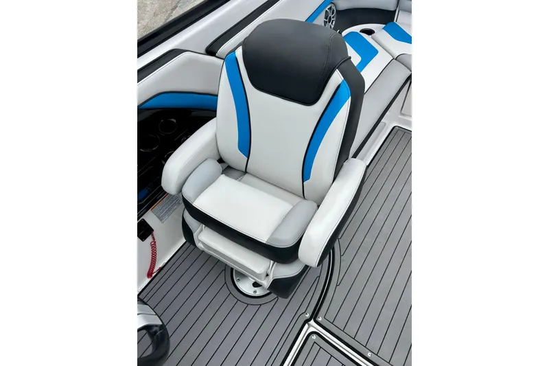 Slide: The Image of 2018 Yamaha Boats 242X interior with sleek seating and modern design. - 38