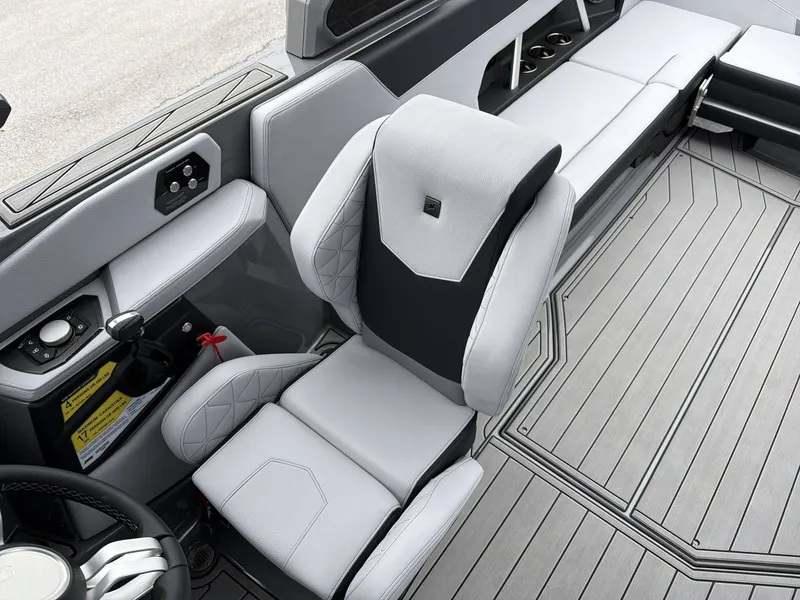 Slide: The Image of Nautique GS24 2026 - 16