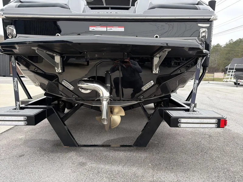 Slide: The Image of Nautique GS24 2026 - 24