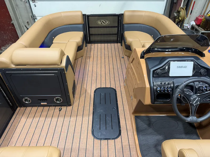 Slide: The Image of Bentley Pontoons Elite 223 Admiral Quad Lounge Tritoon 2026 - 11
