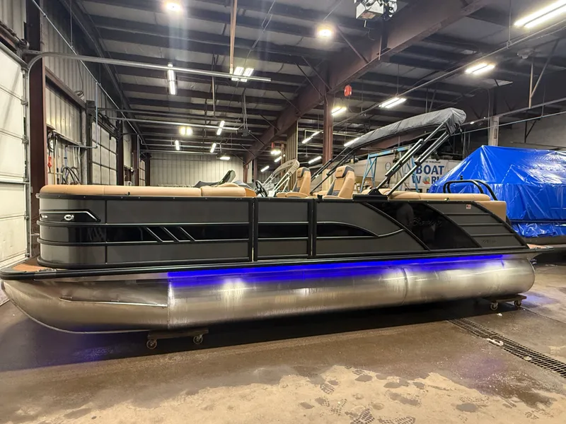 Slide: The Image of Bentley Pontoons Elite 223 Admiral Quad Lounge Tritoon 2026 - 42