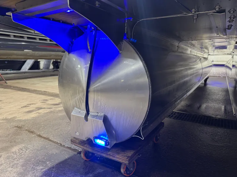 Slide: The Image of Bentley Pontoons Elite 223 Admiral Quad Lounge Tritoon 2026 - 47