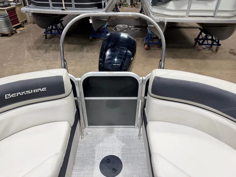 Slide: The Image of Berkshire 22 RFX SE Quad Lounge & 115HP Mercury 4Stroke - $29,995 2021 - 29