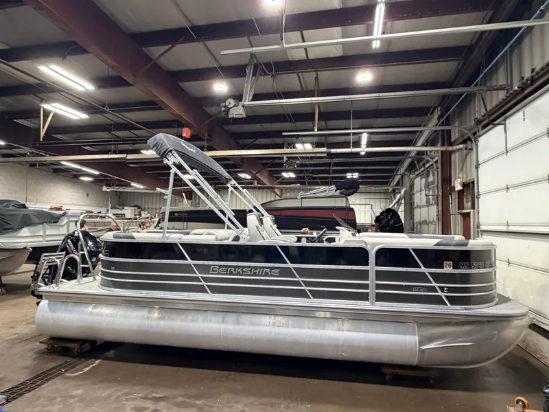 Slide: The Image of Berkshire 22 RFX SE Quad Lounge & 115HP Mercury 4Stroke - $29,995 2021 - 43