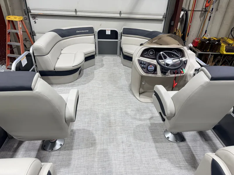 Slide: The Image of Berkshire 22 RFX SE Quad Lounge & 115HP Mercury 4Stroke - $29,995 2021 - 6