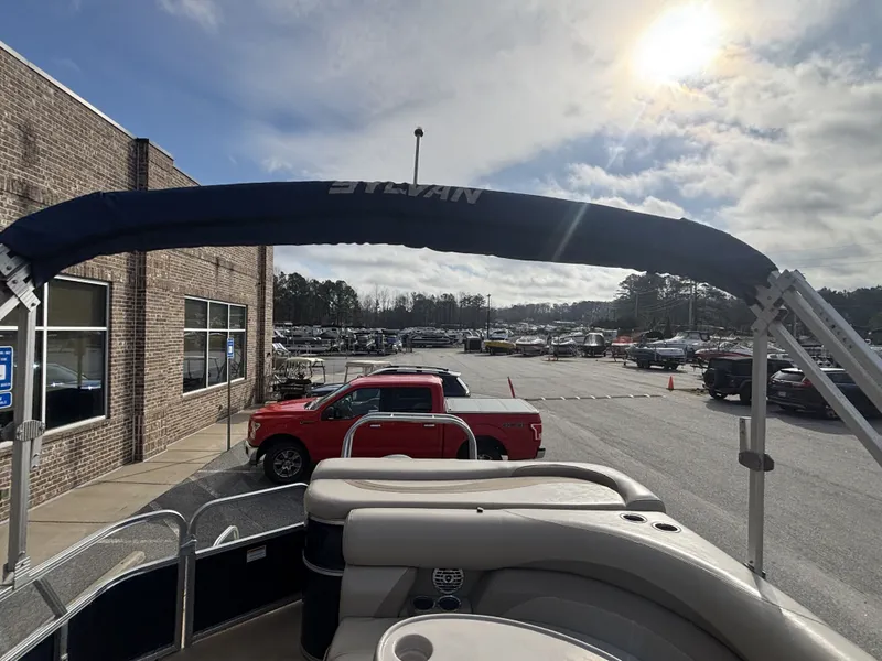 Slide: The Image of Sylvan 8522 Mirage Cruise w/Suzuki 115HP Engine and Trailer 2012 - 28