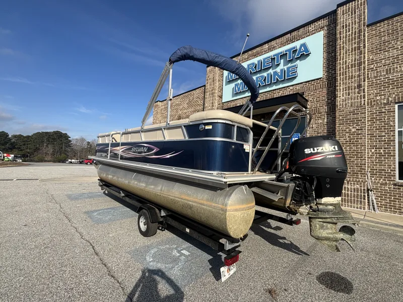 Slide: The Image of Sylvan 8522 Mirage Cruise w/Suzuki 115HP Engine and Trailer 2012 - 4