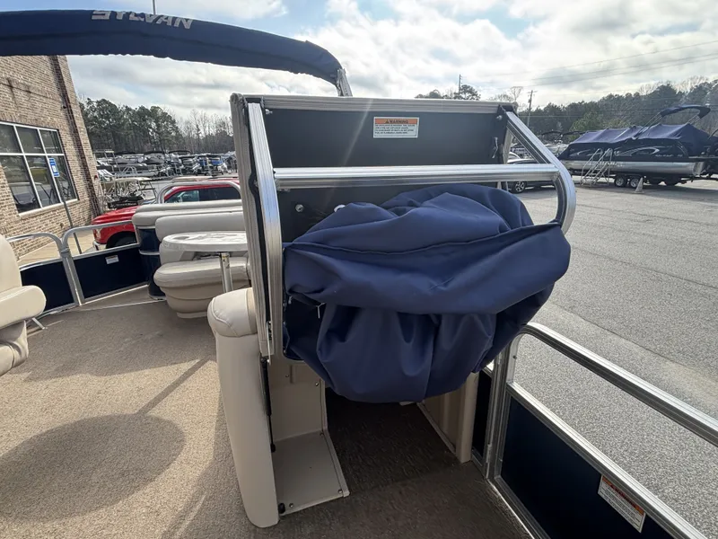 Slide: The Image of Sylvan 8522 Mirage Cruise w/Suzuki 115HP Engine and Trailer 2012 - 45