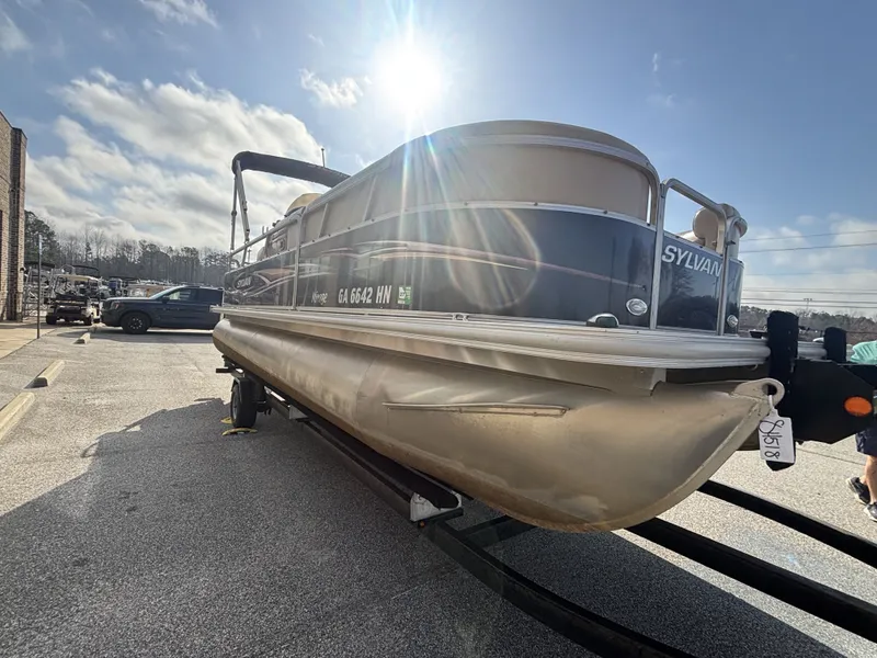 Slide: The Image of Sylvan 8522 Mirage Cruise w/Suzuki 115HP Engine and Trailer 2012 - 6