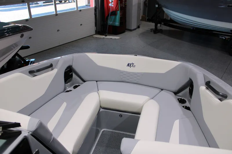 Slide: The Image of MasterCraft NXT22 2026 - 3