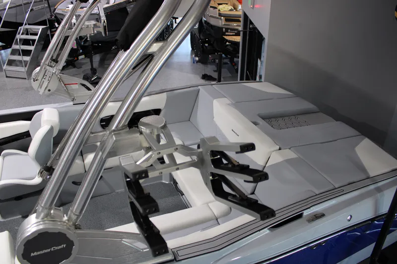 Slide: The Image of MasterCraft NXT22 2026 - 6