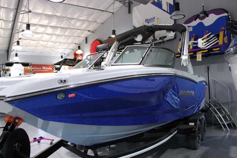 Slide: The Image of MasterCraft NXT22 2026 - 7
