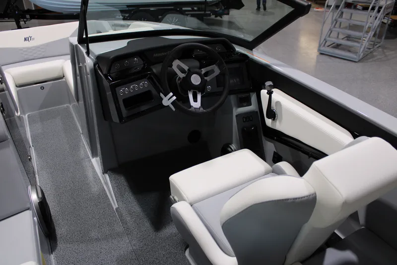 Slide: The Image of MasterCraft NXT22 2026 - 8