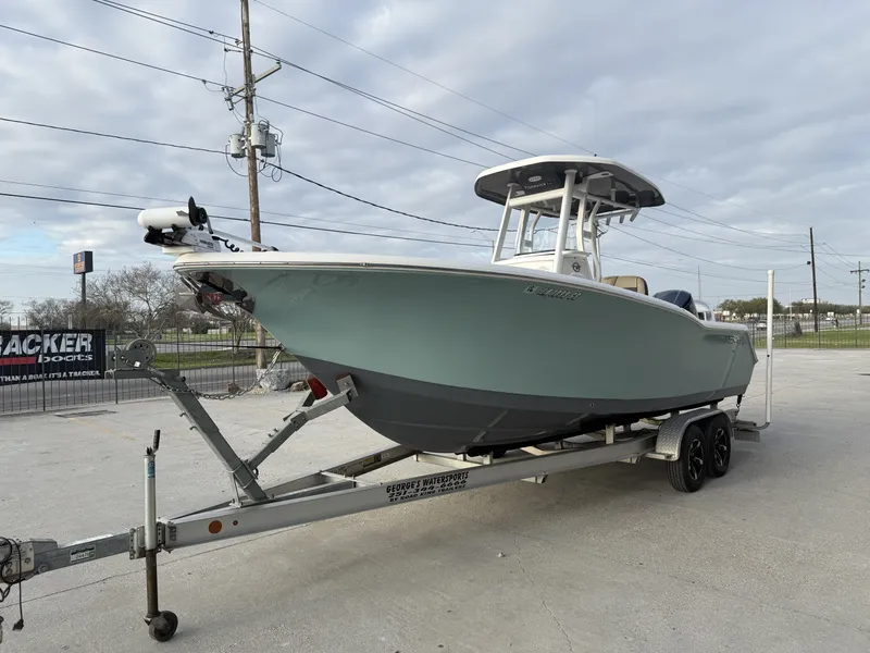 Slide: The Image of Tidewater 232 CC Adventure 2021 - 11