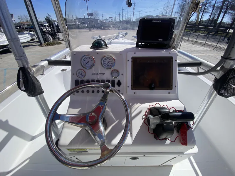 Slide: The Image of Sea Pro SV2400 2005 - 11