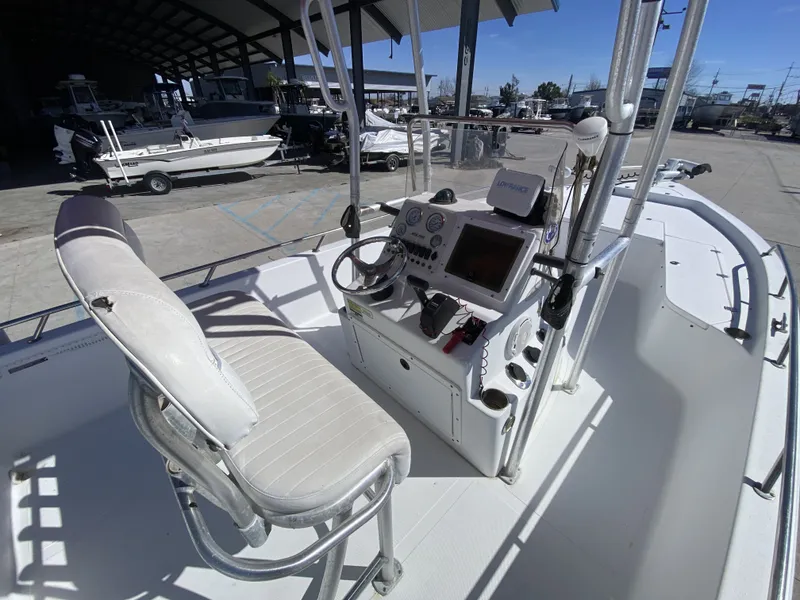 Slide: The Image of Sea Pro SV2400 2005 - 18