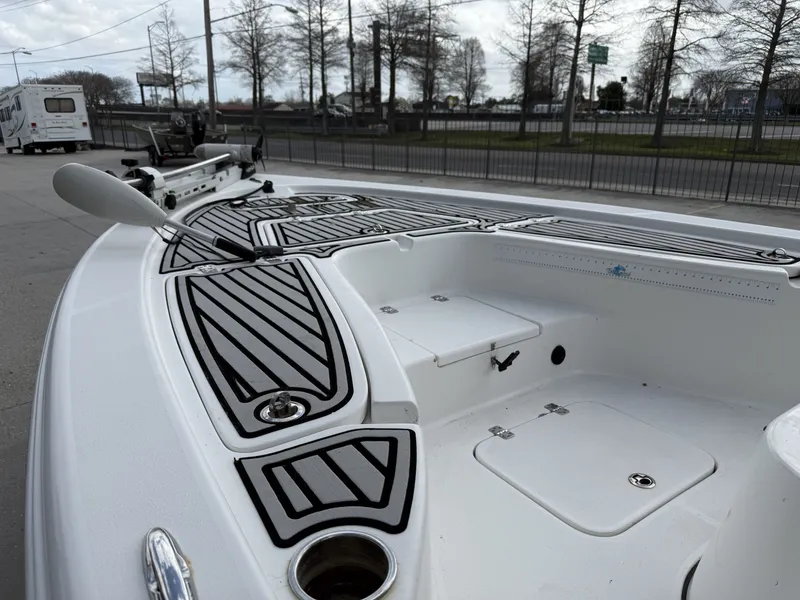 Slide: The Image of Sea Pro 228 Bay 2018 - 10