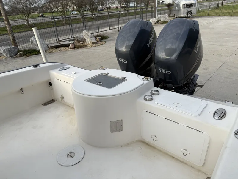 Slide: The Image of Cape Horn Yachts 24 CC 2004 - 4