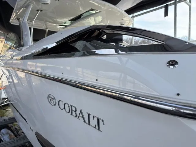 Slide: The Image of Cobalt A40 2015 - 20