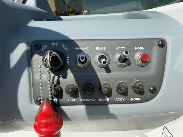 Slide: The Image of Tahoe T16 2022 - 13