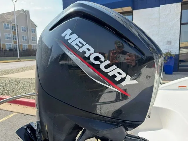 Slide: The Image of Tahoe T16 2022 - 8