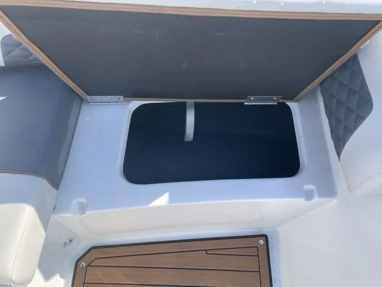 Slide: The Image of Starcraft SVX 211 IO 2025 - 16