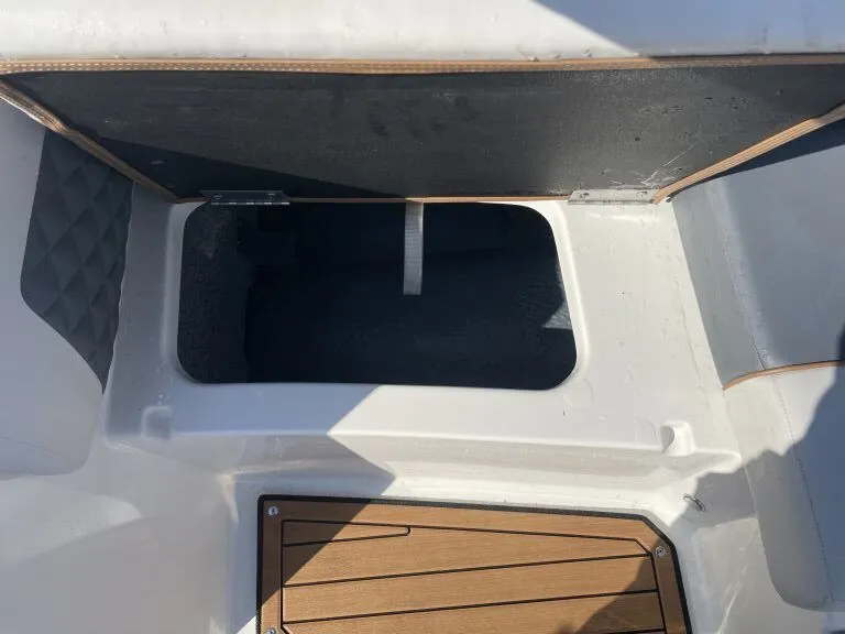 Slide: The Image of Starcraft SVX 211 IO 2025 - 17