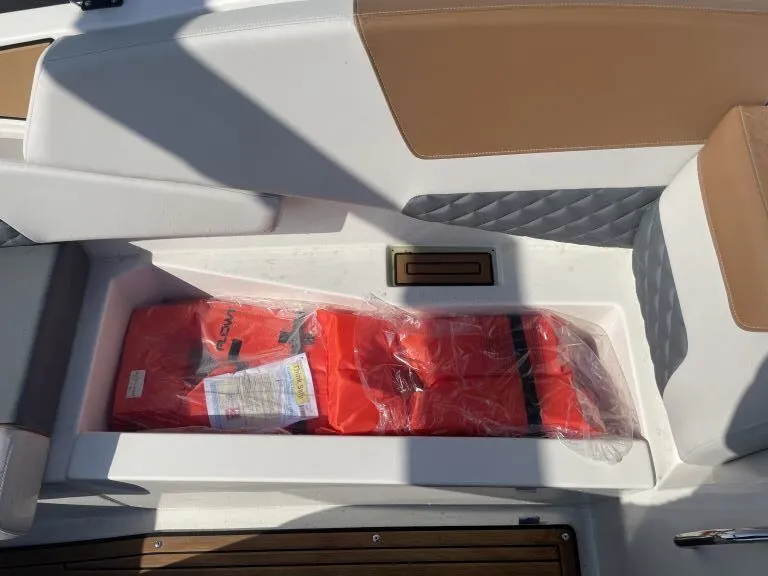 Slide: The Image of Starcraft SVX 211 IO 2025 - 18