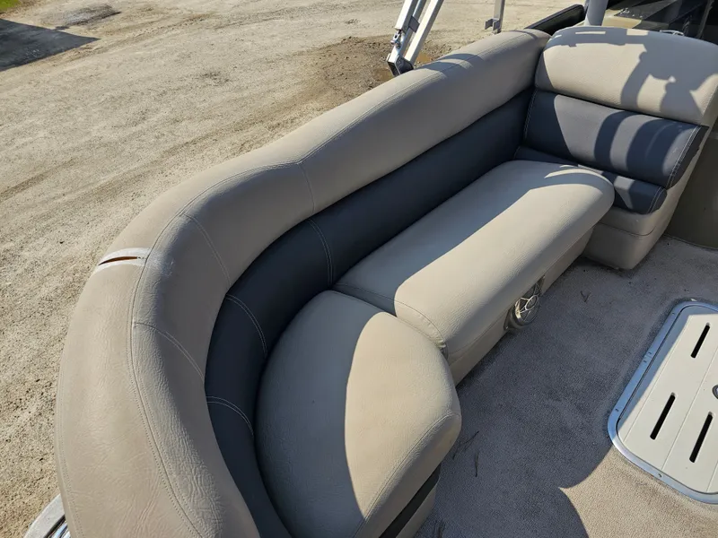 Slide: The Image of Premier Grand View PTX 2013 - 9