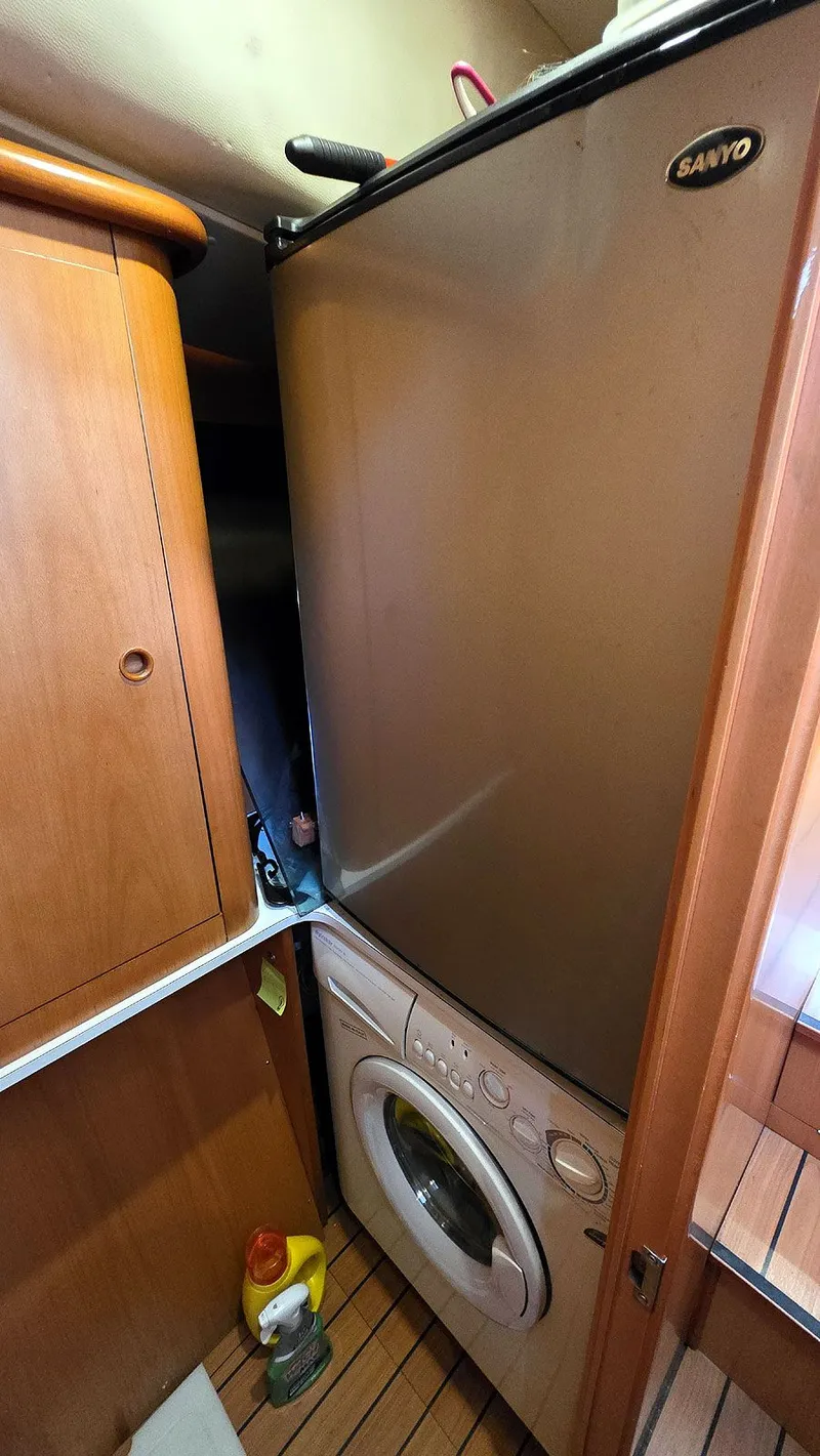 Slide: The Image of Utility Room - 21