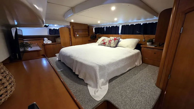 Slide: The Image of Master Stateroom Starboard Aft - 28