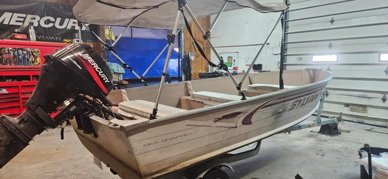 Slide: The Image of Sylvan Sea Snapper 2004 - 4