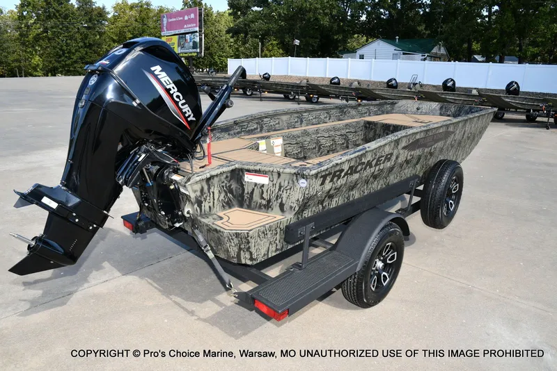 Slide: The Image of Tracker Grizzly 1650 T Prairie Wings Edition w/50HP Mercury Tiller 2026 - 12