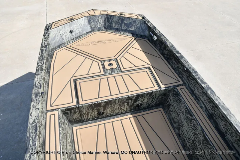 Slide: The Image of Tracker Grizzly 1650 T Prairie Wings Edition w/50HP Mercury Tiller 2026 - 34