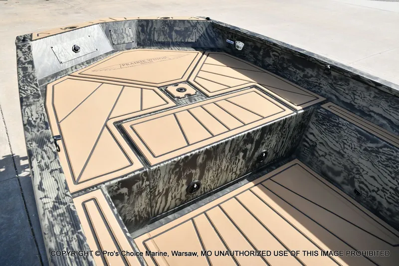 Slide: The Image of Tracker Grizzly 1650 T Prairie Wings Edition w/50HP Mercury Tiller 2026 - 9