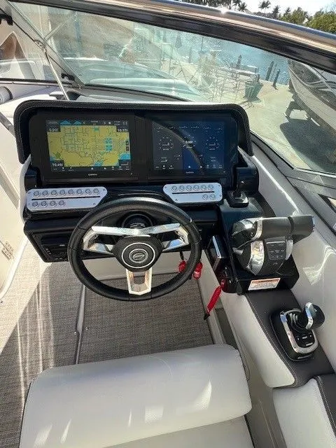 Slide: The Image of Crownline Boats 310 XSS 2026 - 24