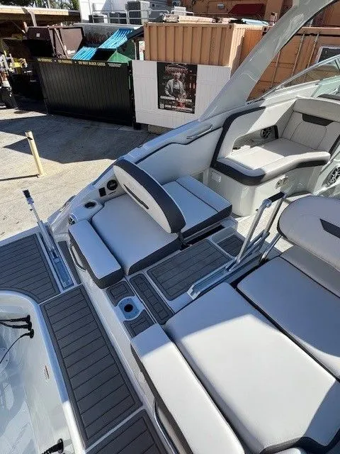 Slide: The Image of Crownline Boats 310 XSS 2026 - 25