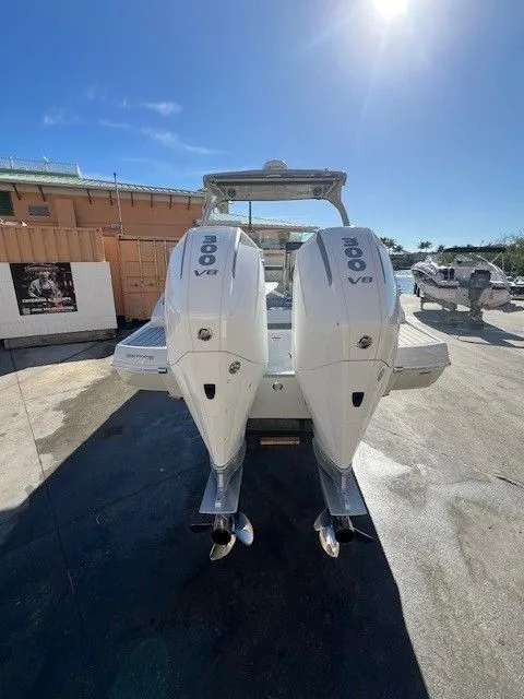 Slide: The Image of Crownline Boats 310 XSS 2026 - 6