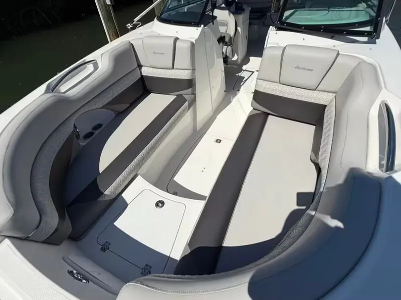 Slide: The Image of Hurricane 2690 sun deck 2024 - 17