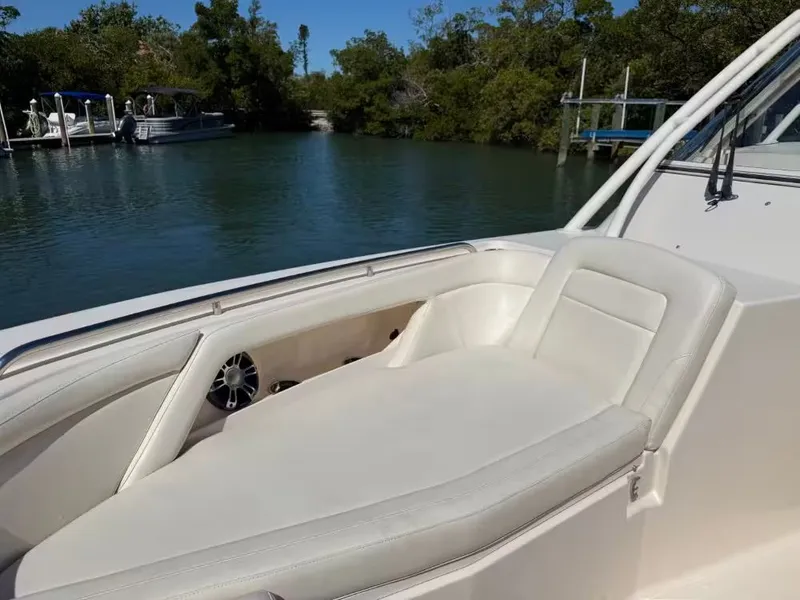 Slide: The Image of Grady-White Freedom 335 2022 - 18