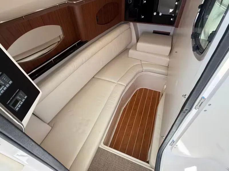 Slide: The Image of Grady-White Freedom 335 2022 - 22