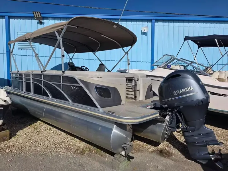 The Image of Bennington SX22 2019 - 1